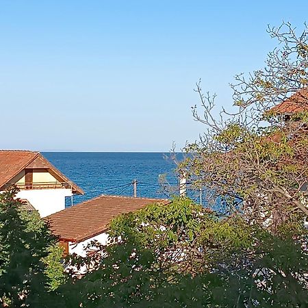 Niki Apartments Sea View Attic Platamonas Exterior foto