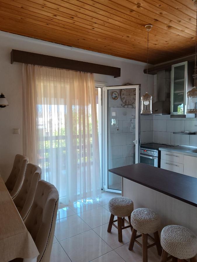Niki Apartments Sea View Attic Platamonas Exterior foto