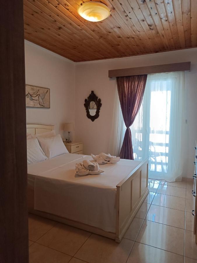 Niki Apartments Sea View Attic Platamonas Exterior foto